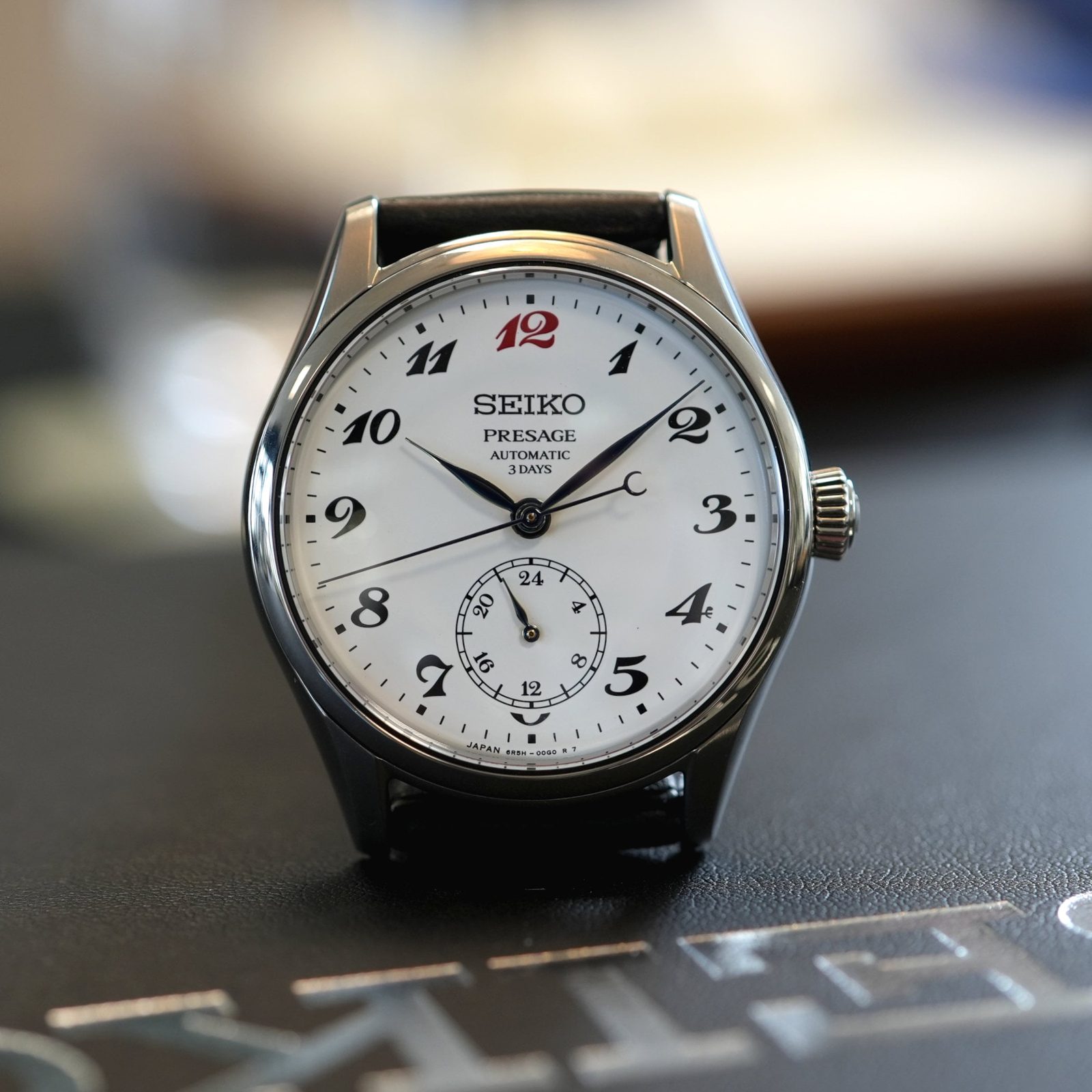Seiko Rebuilds Its 1913 Laurel — in Fired Enamel and Layered Urushi