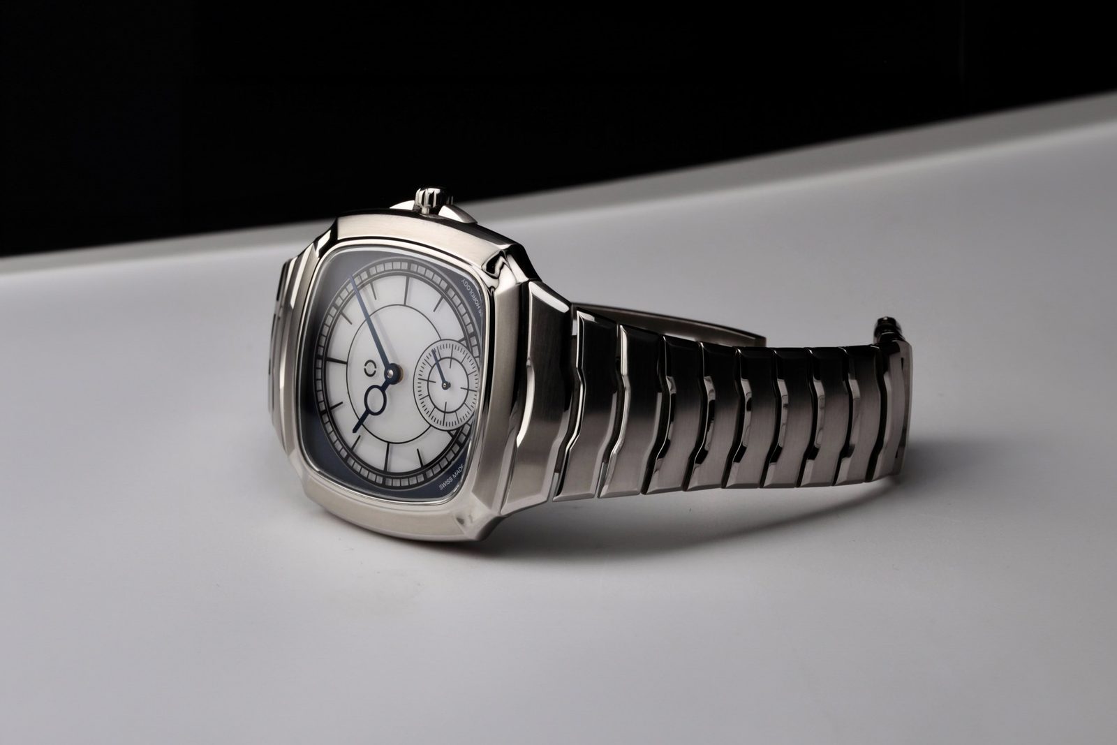 How to Tell a Well-Made Watch from a Fancy One